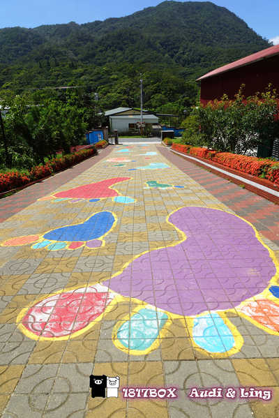 【屏東。牡丹】牡丹國小。全台最美麗的國小。彩虹階梯。校園８景。單車環島熱門景點