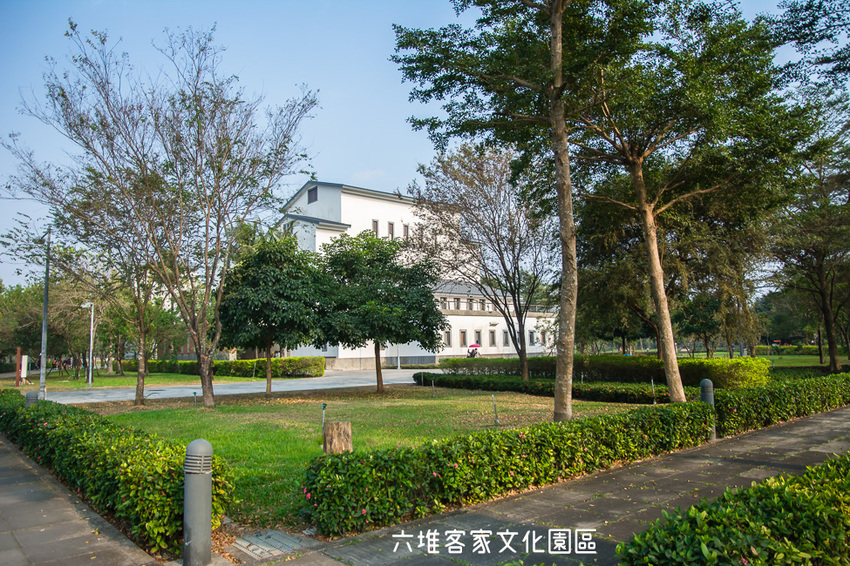 ｜屏東景點｜六堆客家文化園區，六堆小星球互動式遊戲區、親水河道、沙坑，通通免費讓你玩 - 阿婷的旅行札記。
