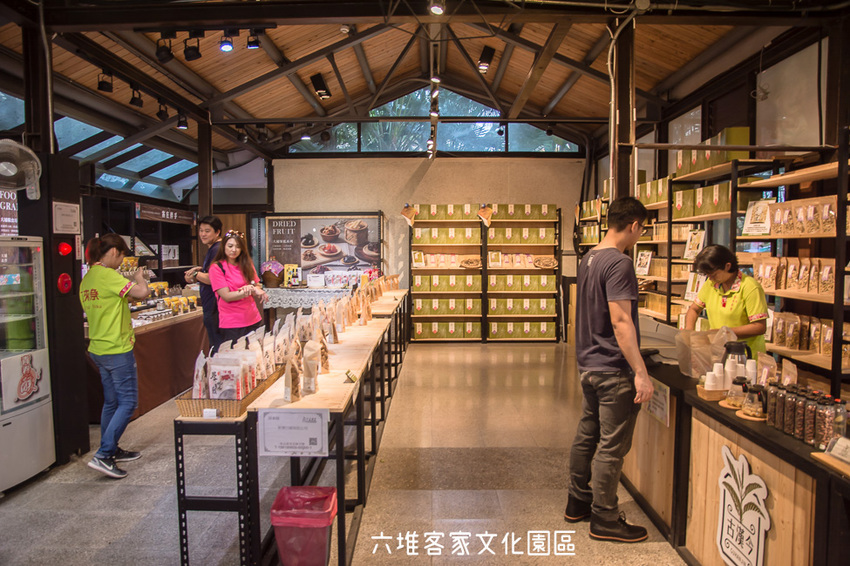 ｜屏東景點｜六堆客家文化園區，六堆小星球互動式遊戲區、親水河道、沙坑，通通免費讓你玩 - 阿婷的旅行札記。