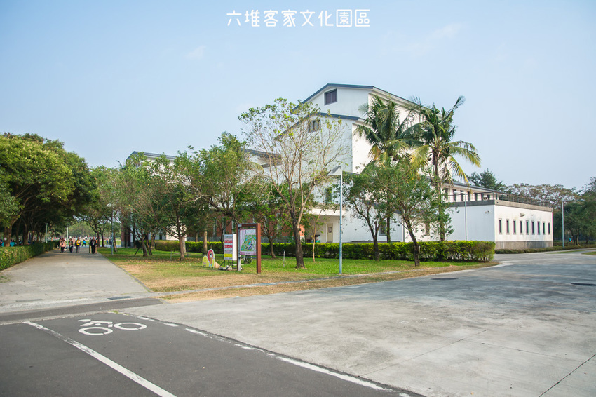 ｜屏東景點｜六堆客家文化園區，六堆小星球互動式遊戲區、親水河道、沙坑，通通免費讓你玩 - 阿婷的旅行札記。