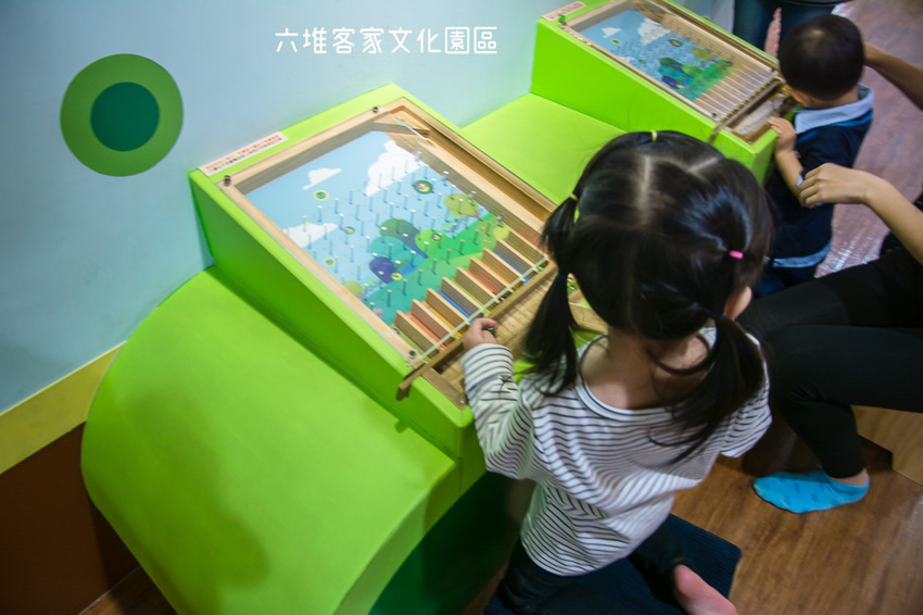 ｜屏東景點｜六堆客家文化園區，六堆小星球互動式遊戲區、親水河道、沙坑，通通免費讓你玩 - 阿婷的旅行札記。