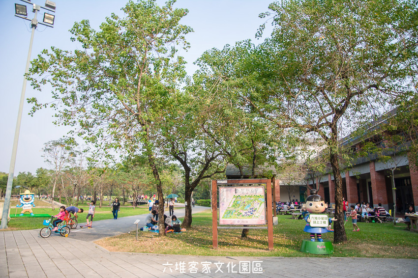 ｜屏東景點｜六堆客家文化園區，六堆小星球互動式遊戲區、親水河道、沙坑，通通免費讓你玩 - 阿婷的旅行札記。