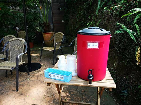 (台中/新社) 桃李河畔 - COCO享天下(隆爸妤媽愛白白)