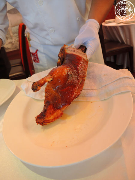 潮江燕：呷飽祙【台北松山･潮江燕】好好味的金牌片皮鴨