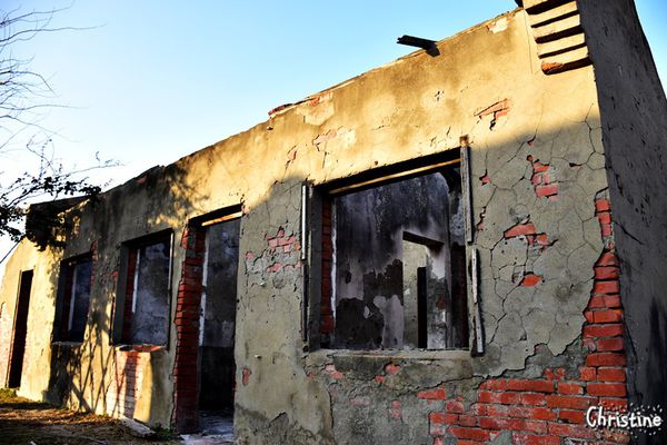 【彰化。景點】線西鄉 / 蛤蜊兵營，退役老兵之家，磚瓦上歲月依舊的鮮明痕跡，ig打卡景點