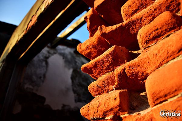 【彰化。景點】線西鄉 / 蛤蜊兵營，退役老兵之家，磚瓦上歲月依舊的鮮明痕跡，ig打卡景點