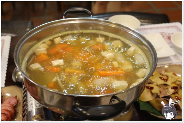 紐澳華溫泉民宿：[住宿]►花蓮玉里鎮◄紐澳華溫泉山莊－茶樹精油DIY/茶樹森林導覽