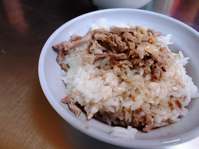 雲林北港，遊老街拜媽祖吃大餅，沒看到北港六尺四！