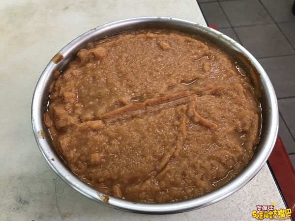 台中大甲美食米糕》大甲阿吉米糕菜單價位大公開！在地人推薦低調又好吃的傳統美食~推薦米糕、乾麵、肉羹湯