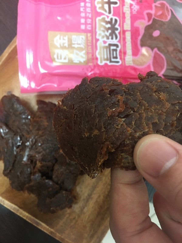 良金牧場:良金牧場 金門高粱牛肉乾|全家零食 | 便利商店就可以買到熱門團購的聚會零嘴