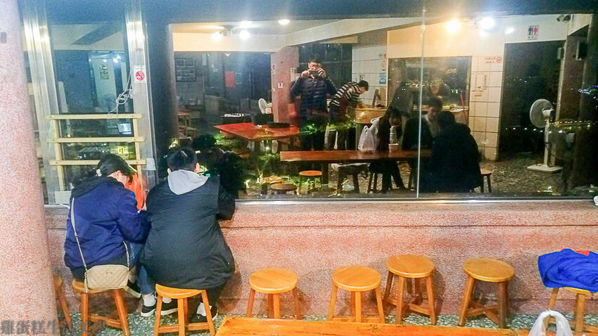 探索九份美食「阿柑姨芋圓」的Q彈九份芋圓,坐擁九份海景