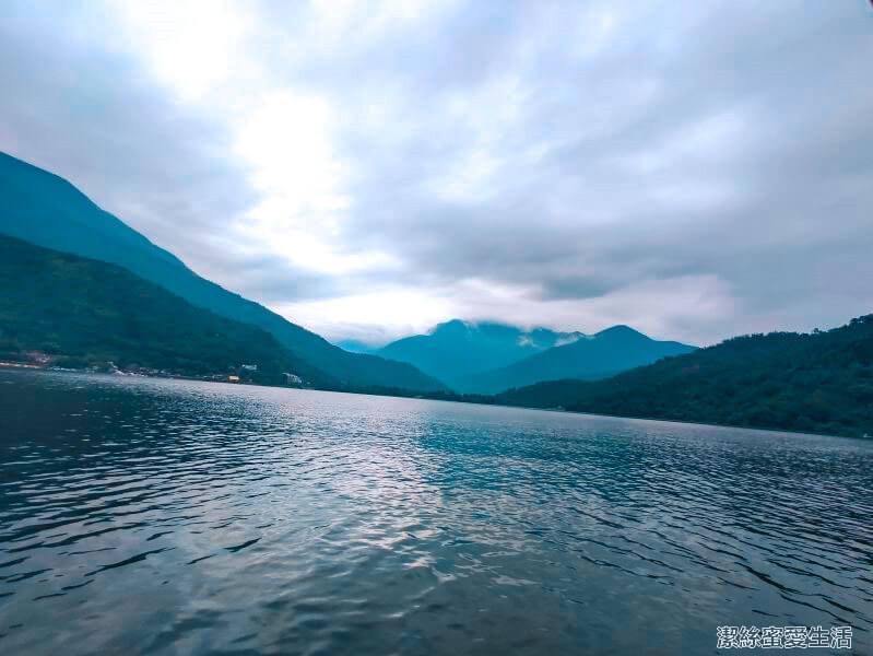 鯉魚潭 船上遠眺