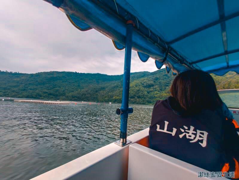 鯉魚潭 觀光船