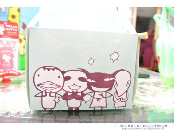 Aranzi Aronzo Cafe 阿朗基咖啡(新光三越南西店二館)：【食記】oO。。台北　ARANZI CAFE（阿朗基）　超可愛的兔兔蛋糕，能不吃嘛？！。o○。