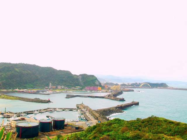 走春。一踏八斗子。鐵道×海岸線×步道