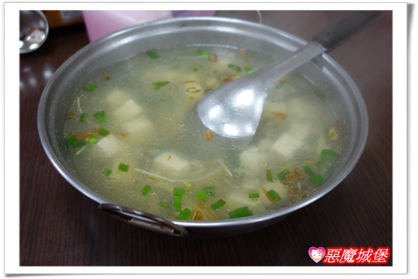 【嘉義。東石】漁人碼頭 + 鰲鼓溼地 + 彰化王功漁港 ~ 好吃的海鮮 + 風很大的濱海公路一日遊 !