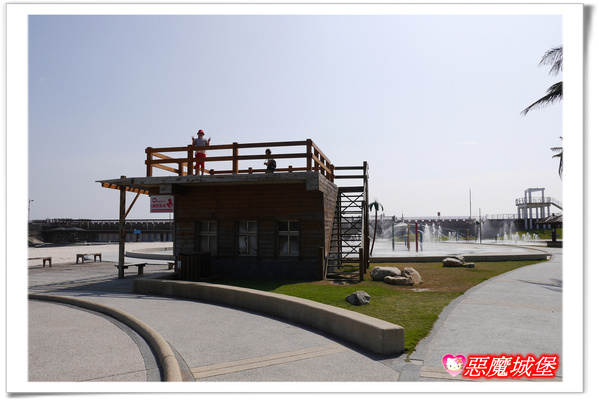 【嘉義。東石】漁人碼頭 + 鰲鼓溼地 + 彰化王功漁港 ~ 好吃的海鮮 + 風很大的濱海公路一日遊 !