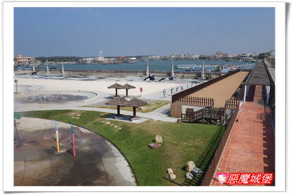 【嘉義。東石】漁人碼頭 + 鰲鼓溼地 + 彰化王功漁港 ~ 好吃的海鮮 + 風很大的濱海公路一日遊 !