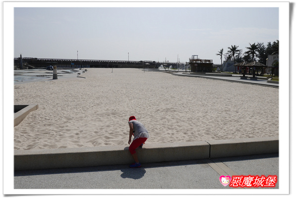【嘉義。東石】漁人碼頭 + 鰲鼓溼地 + 彰化王功漁港 ~ 好吃的海鮮 + 風很大的濱海公路一日遊 !
