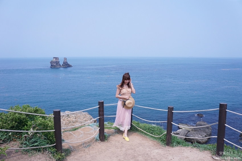 新北秘境 金山神秘海岸 絕美一線天礁岩 穿越巨岩才能抵達的夢幻海岸 - 安妮的天空