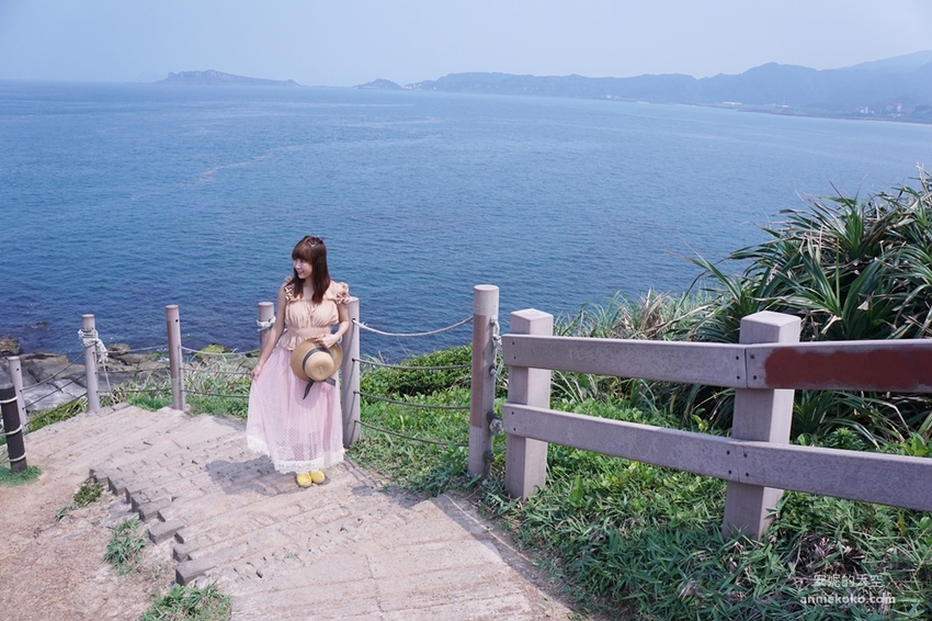 新北秘境 金山神秘海岸 絕美一線天礁岩 穿越巨岩才能抵達的夢幻海岸 - 安妮的天空