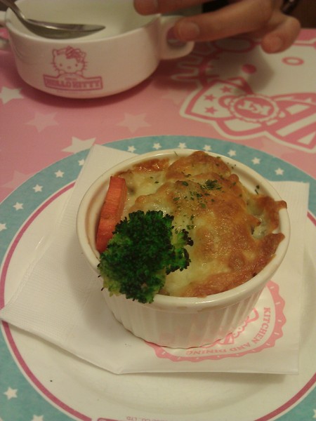 Hello Kitty Sweets:Hello Kitty 的夢幻屋 Hello Kitty Sweets:Hello Kitty 的夢幻屋