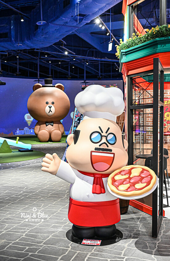 熊大的麗寶小鎮| 台中景點，超真實感LINE FRIENDS TOWN主題園區占地700坪超好拍，門票優惠看這! -妮妮布魯