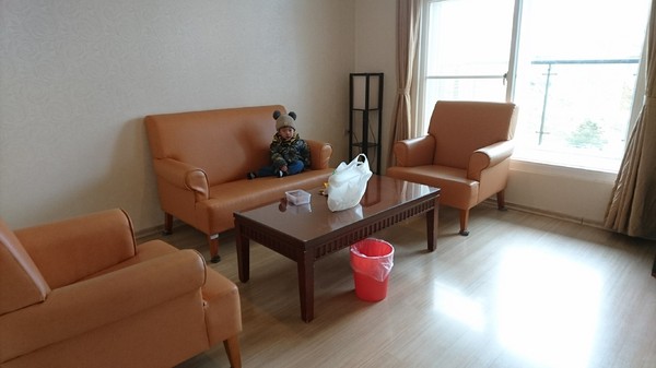 合歡山國家森林遊樂區-松雪樓:南投~合歡山國家森林遊樂區~松雪樓~白茫茫的雪景美不勝收~DIY動手作雪人~真是太有趣了~