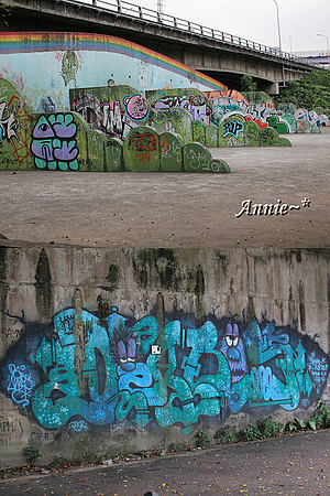 【親子旅遊】臺北中正。寶藏巖國際藝術村─洋溢著悠閒而懶洋洋的眷村風味