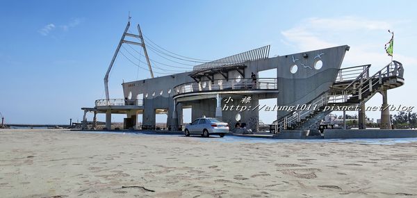 東石外傘頂洲：登飄移的沙洲‧探將消失的國土..      /東石外傘頂洲