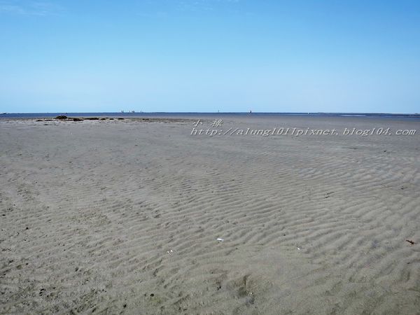 東石外傘頂洲：登飄移的沙洲‧探將消失的國土..      /東石外傘頂洲