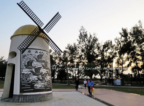 東石外傘頂洲：登飄移的沙洲‧探將消失的國土..      /東石外傘頂洲