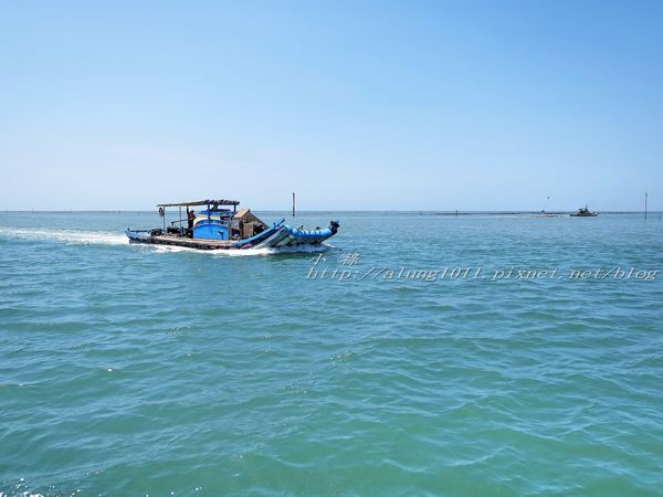 東石外傘頂洲：登飄移的沙洲‧探將消失的國土..      /東石外傘頂洲