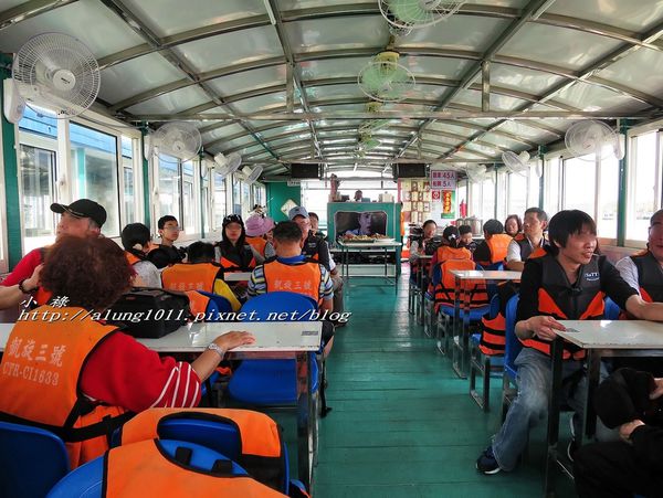 東石外傘頂洲：登飄移的沙洲‧探將消失的國土..      /東石外傘頂洲