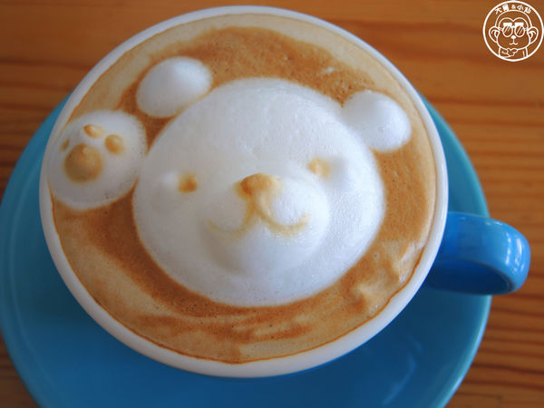 52caf'e：呷飽祙【台中西區･52 Cafe】小熊拉花萌萌噠