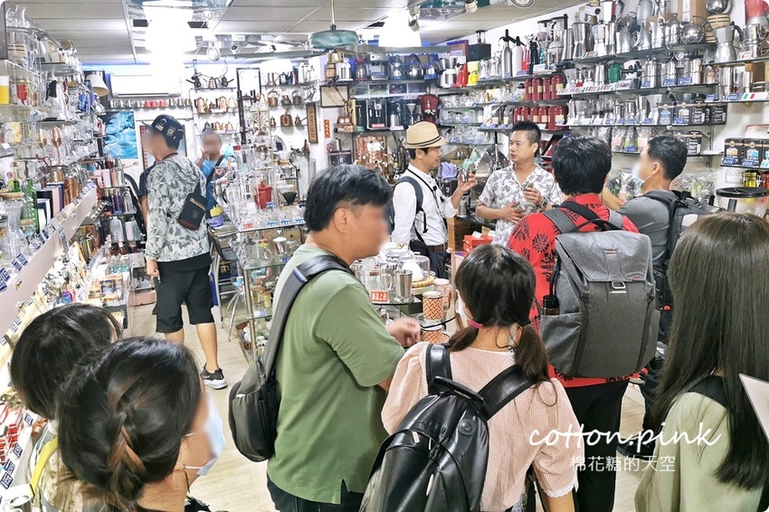 台中一日遊推薦|東海喝茶、逢甲吃美食~不出國也有滿滿異國體驗