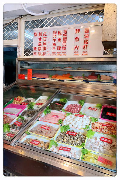 【台北美食】新港海鮮 ~ 澳底海鮮餐廳推薦❤️新鮮又好吃/聚餐/桌菜 - 澳底漁港