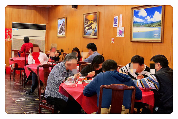 【台北美食】新港海鮮 ~ 澳底海鮮餐廳推薦❤️新鮮又好吃/聚餐/桌菜 - 澳底漁港