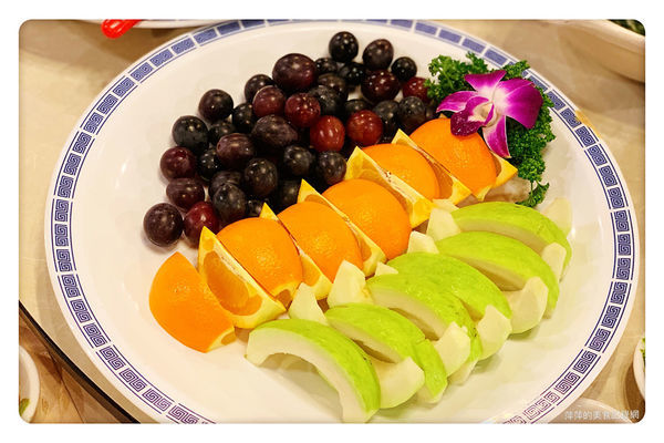 【台北美食】新港海鮮 ~ 澳底海鮮餐廳推薦❤️新鮮又好吃/聚餐/桌菜 - 澳底漁港