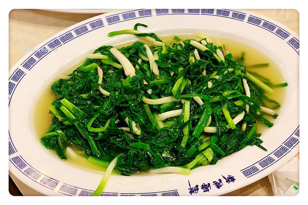 【台北美食】新港海鮮 ~ 澳底海鮮餐廳推薦❤️新鮮又好吃/聚餐/桌菜 - 澳底漁港