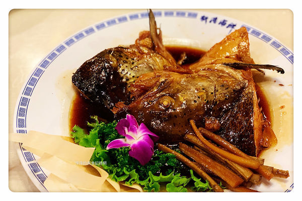 【台北美食】新港海鮮 ~ 澳底海鮮餐廳推薦❤️新鮮又好吃/聚餐/桌菜 - 澳底漁港