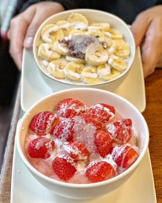 【騷豆花】全台最騷最有特色的豆花在此！據說是日本觀光客來台旅遊必吃的打卡美食？草莓豆花、香蕉豆花用料實在，飯後來一碗當點心剛剛好！ - 阿華田的美食日記