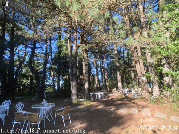 【台中。和平】秋遊福壽山農場。台灣最有靈氣的達觀亭天池。露營區蘋果屋。蘋果王。鴛鴦湖楓葉