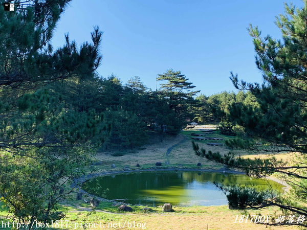 【台中。和平】秋遊福壽山農場。台灣最有靈氣的達觀亭天池。露營區蘋果屋。蘋果王。鴛鴦湖楓葉