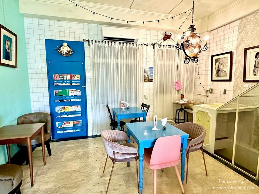 台中市西區迷鹿咖啡-隱身在民宅巷弄內的迷人小店，近一中、台體