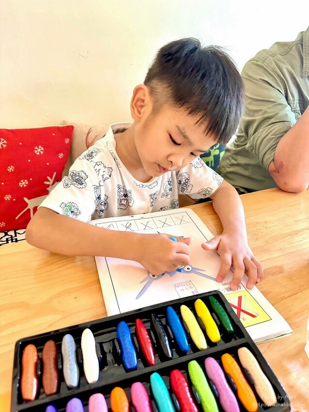 台中市西區迷鹿咖啡-隱身在民宅巷弄內的迷人小店，近一中、台體