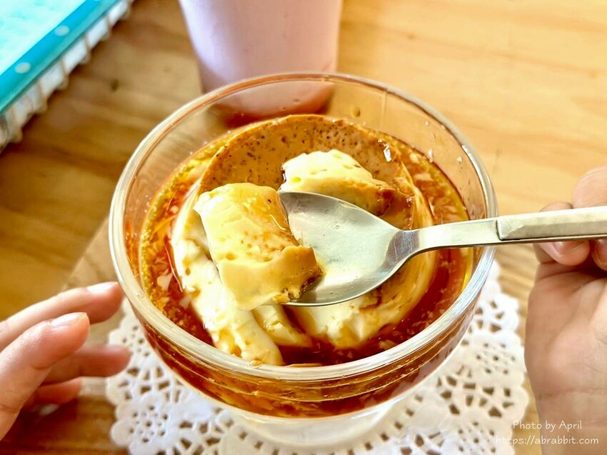 台中市西區迷鹿咖啡-隱身在民宅巷弄內的迷人小店，近一中、台體