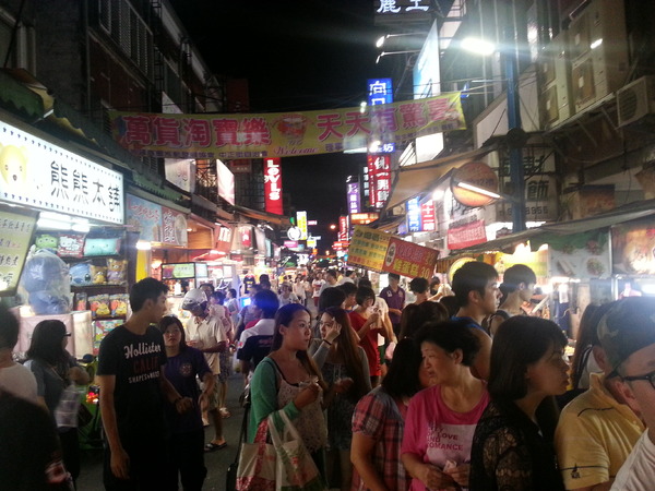 羅東夜市：[宜蘭][景點]羅東夜市~沒走過夜市別說你來過宜蘭