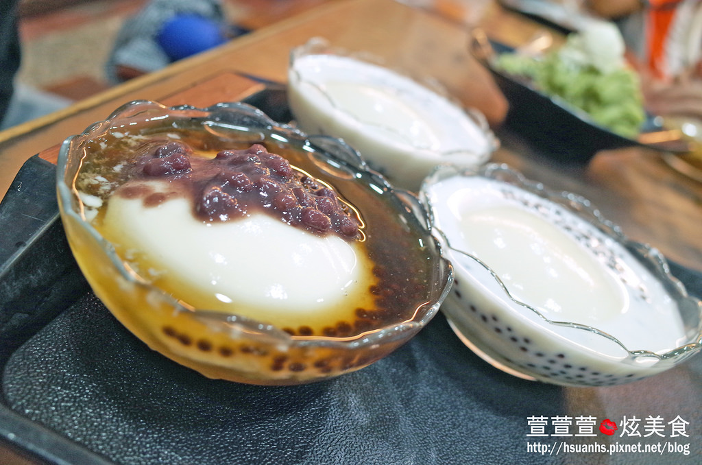 【台南一日遊 第五彈(5/6)】同記安平豆花。香甜紅糖水、醇濃鮮奶、酸甜檸檬汁  你的古早味豆花想配哪一種?