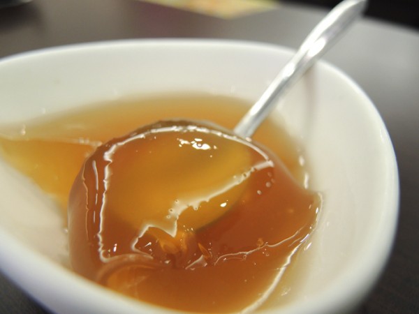 台北南京三民)櫻之田野養生野菜鍋(台北店)-吃火鍋也能看蓮花秀,回訪率100%